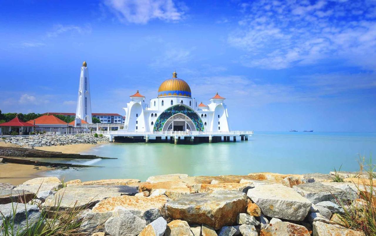 Atlantis Residence Melaka By Ggm Esterno foto